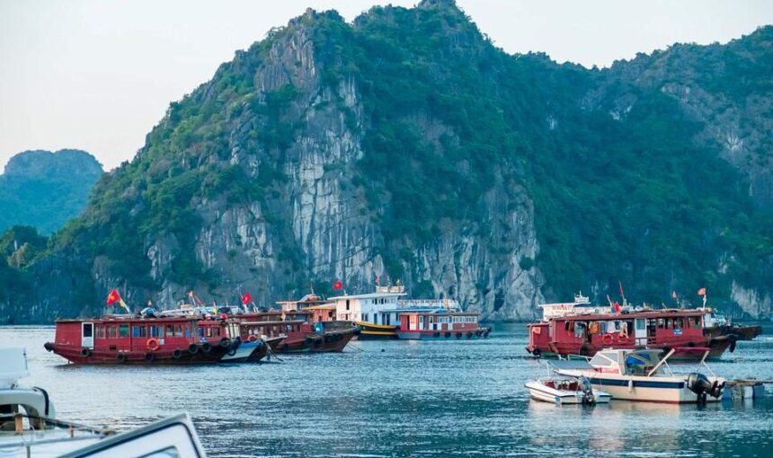 Plan your Domestic Transportation in Vietnam