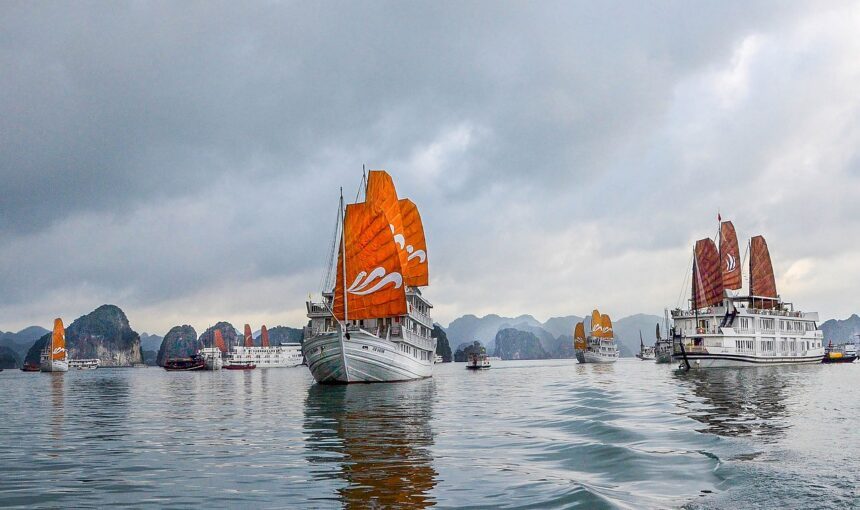 Ha Long Bay